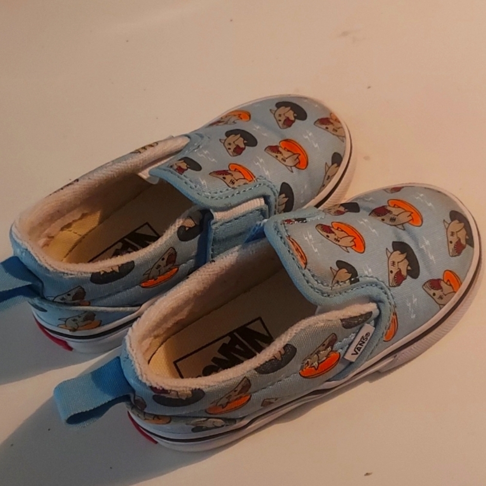 Shark Vans Kid Shoes Size 6.5 US